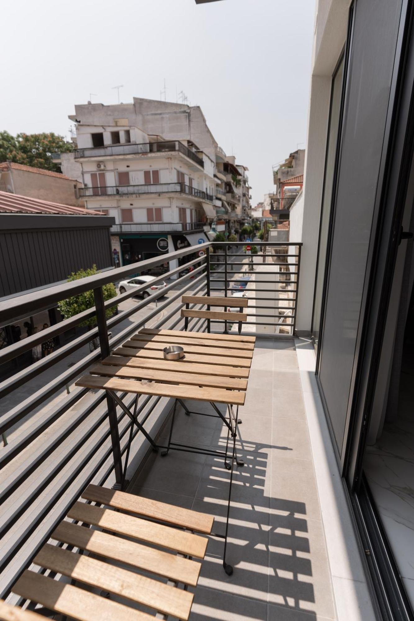 Δ17 Suites & Apartments Larissa Exterior photo